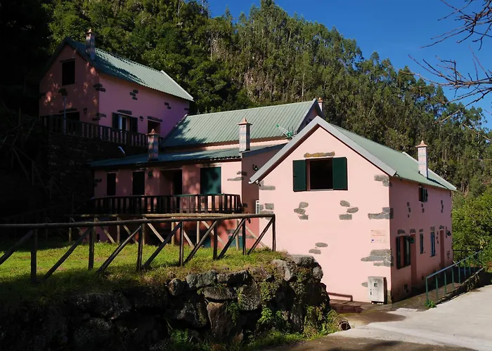 Casinhas Da Laurissilva * São Vicente